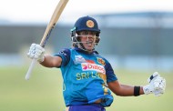 श्रीलंकाकी ब्याटरले १ सय ९५ रन बनाइन्